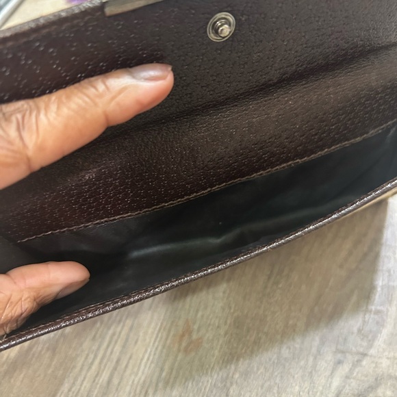 Gucci Brown Monogram Wallet - Picture 5 of 15